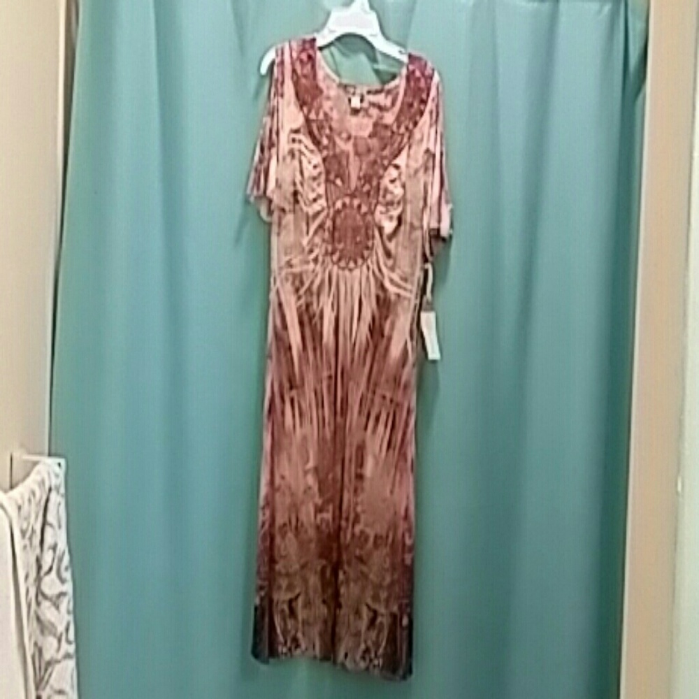Dress - Picture 2 of 4